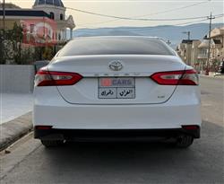 تۆیۆتا کامری